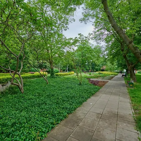 Green City View Wroclavia Swobodna By Renters Апартаменты