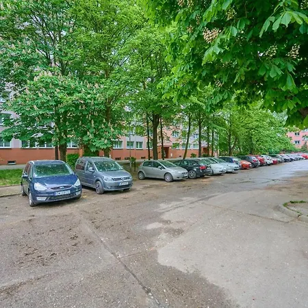 Green City View Wroclavia Swobodna By Renters Apartament